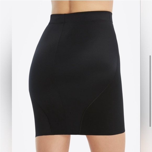 nwt SPANX SmartGrip Women's Half Slip 10179R in Very Black Size XS - Picture 9 of 16